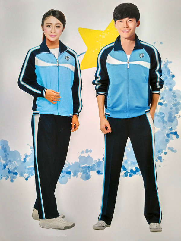 学生校服.jpg
